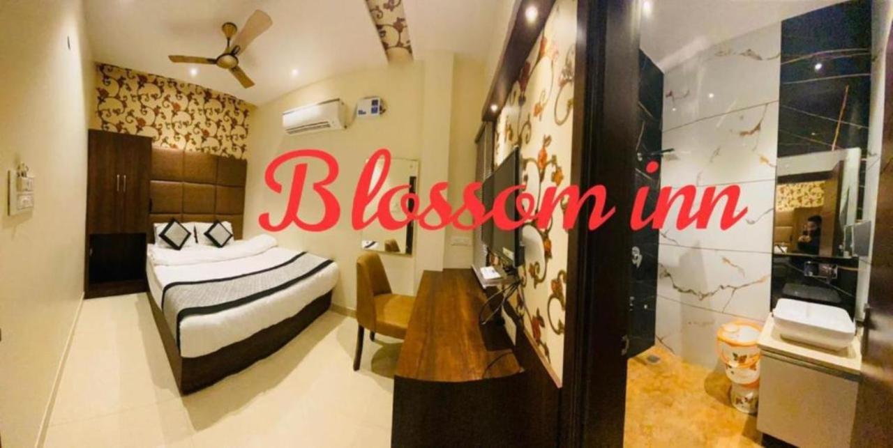 Hotel Blossom Inn Amritsar Ngoại thất bức ảnh